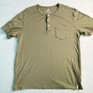 Woolly Everyday Marino Wool Short Sleeve Olive Green Mens Large Outdoor Utility